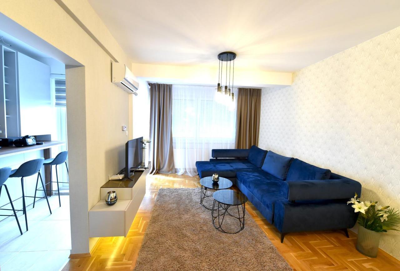 Sky lux apartman Gornji Milanovac Extérieur photo